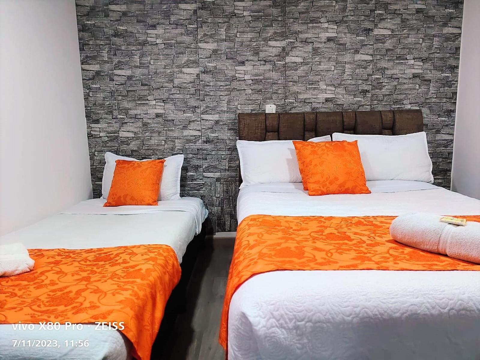 Hotel Kristal Ferial Bogotá Exteriér fotografie