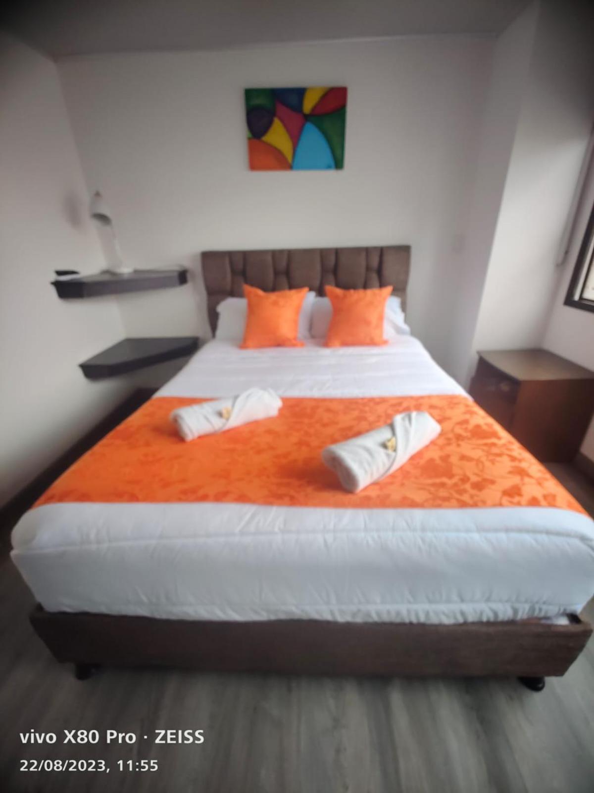 Hotel Kristal Ferial Bogotá Exteriér fotografie
